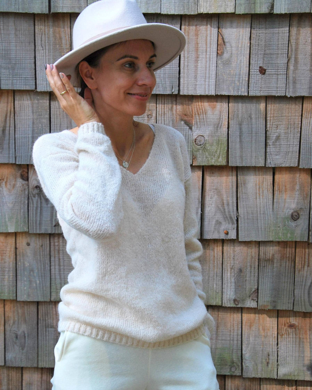 Off White Alpaca Silk Pullover: V-Neck Knit Sweater