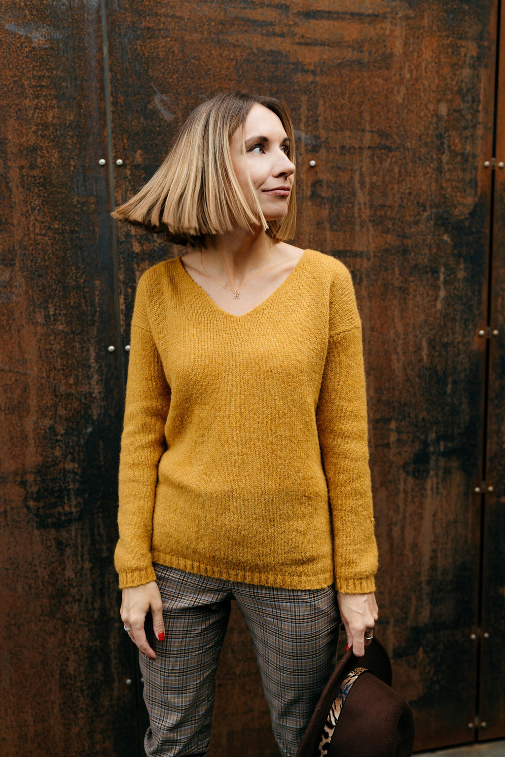 Curry Alpaca Silk Pullover: V-Neck Knit Sweater