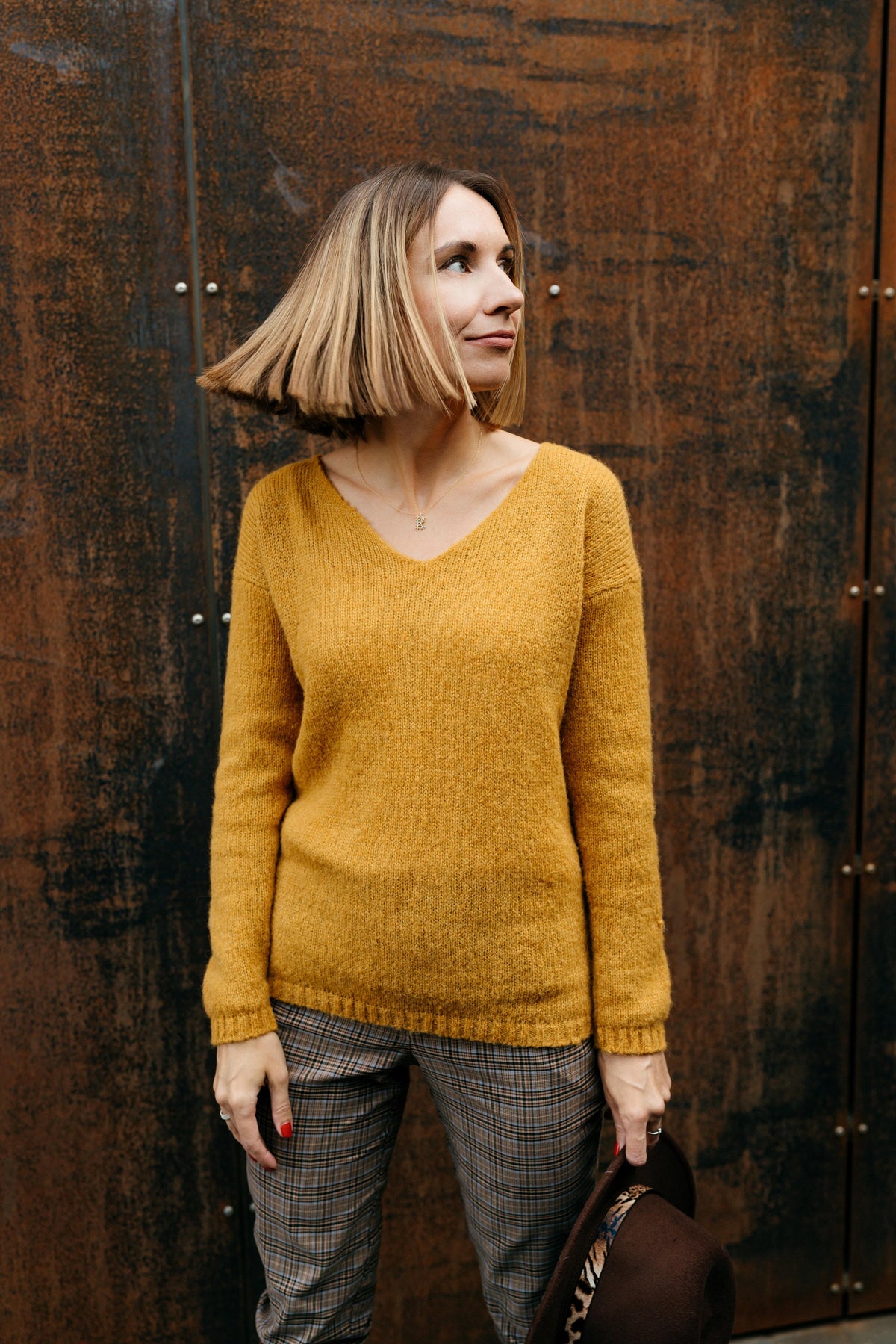 Curry Alpaca Silk Pullover: V-Neck Knit Sweater